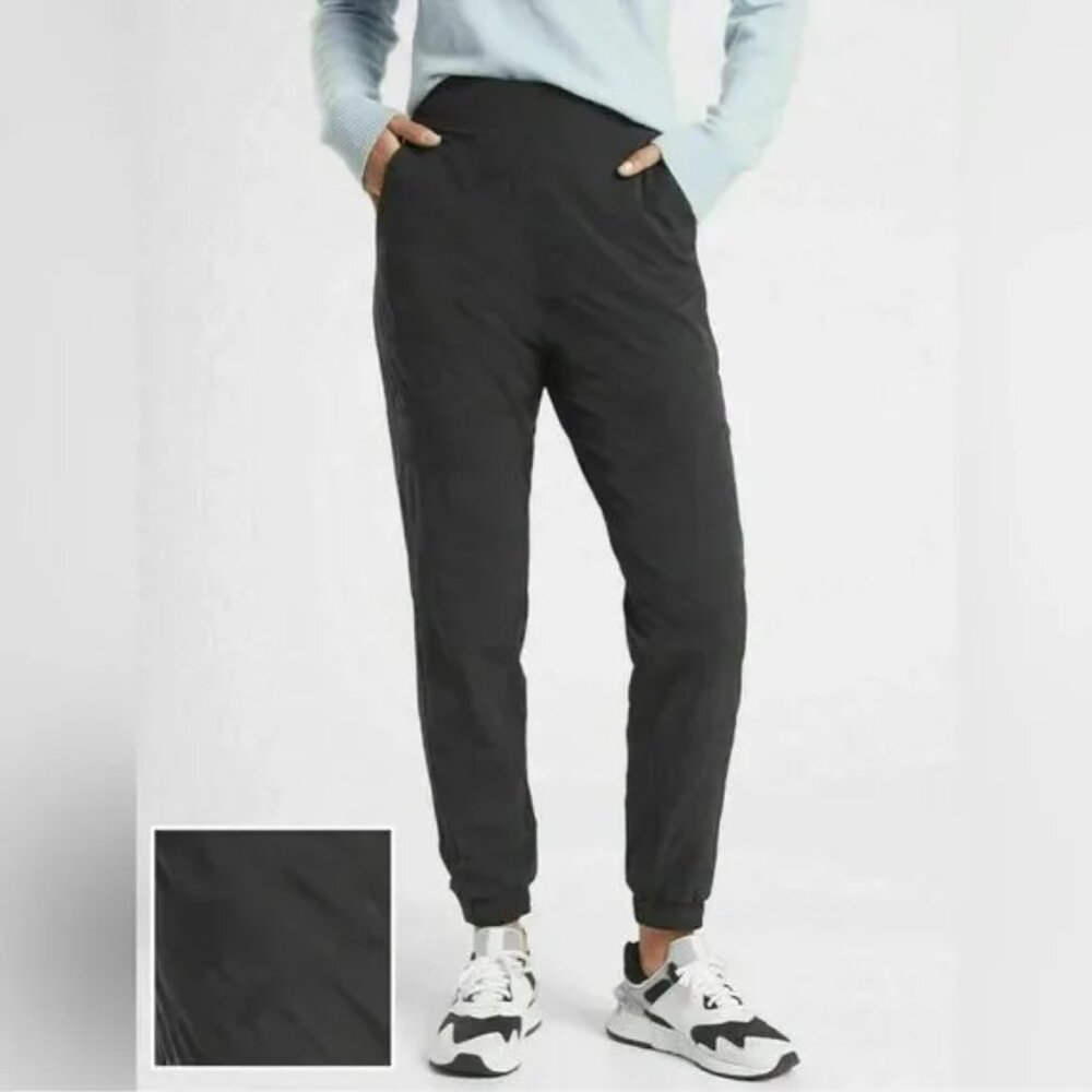 Athleta Brooklyn Textured Lined Jogger Pants Athleisure Travel Black Camo 2